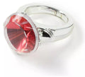 Anillo plateado con Diamante rojo