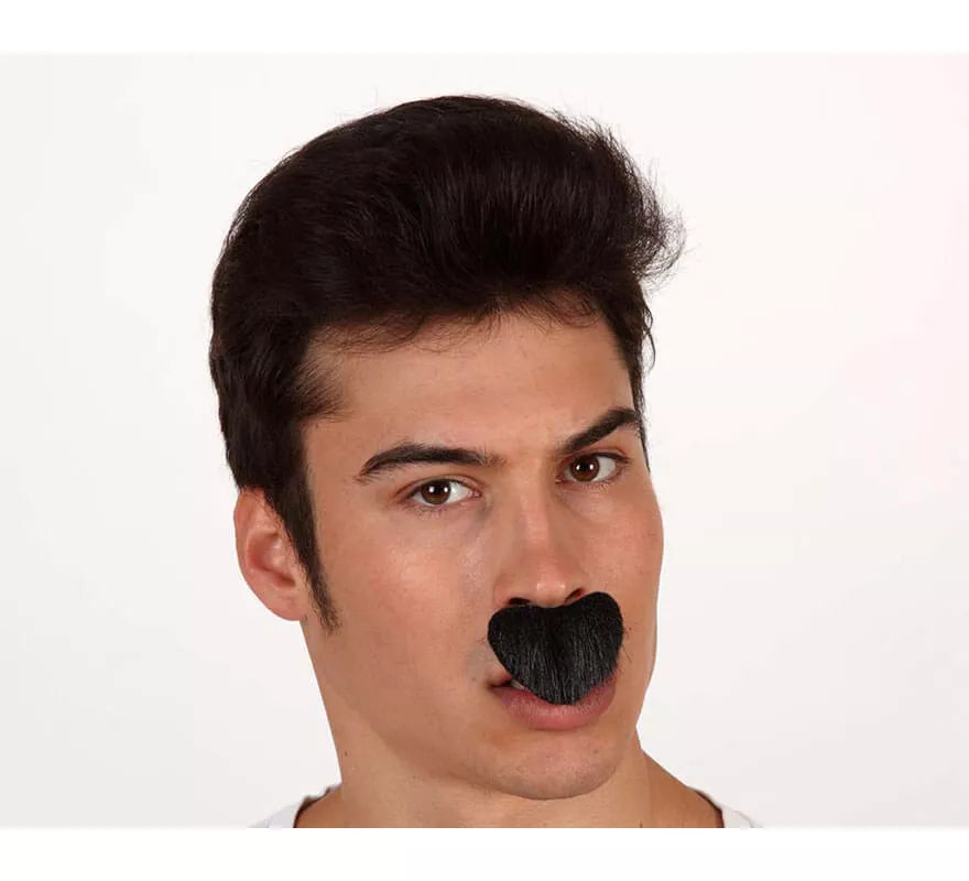 Bigote chato negro de Charlot