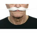 Bigote grande blanco
