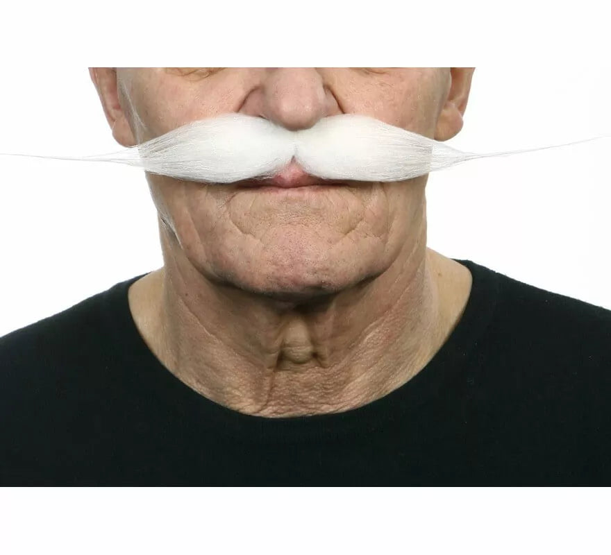 Bigote grande blanco