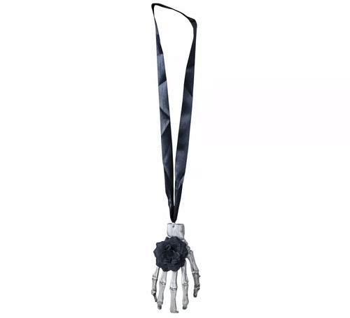 Collar con Cinta y Mano Esqueleto Grande