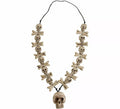 Collar con Colgante de Calaveras