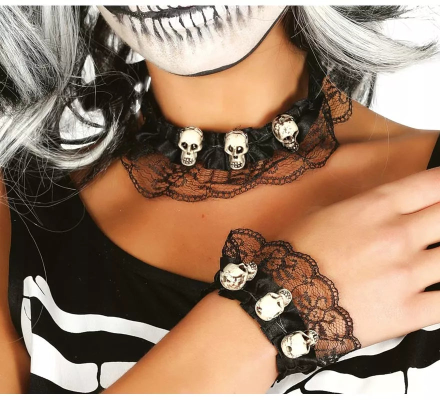 Translation missing: en.Conjunto de gargantilla y pulsera de Calaveras