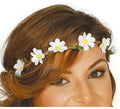 Corona con flores blancas