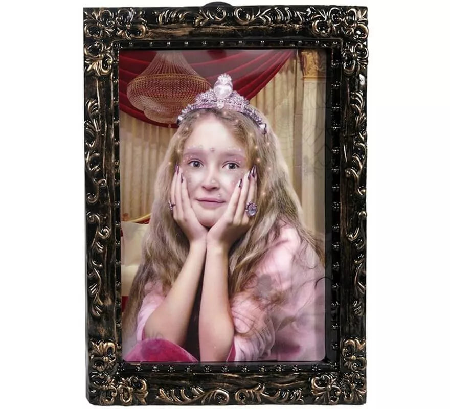 Translation missing: en.Cuadro de Princesa Zombi 27 x 35 cm