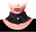 Cuello Gótico negro con adorno