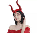 Diadema con Cuernos de Bruja Malvada Roja