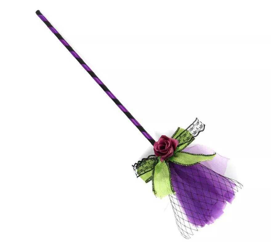Escoba de Bruja morado con tul de 40 cm