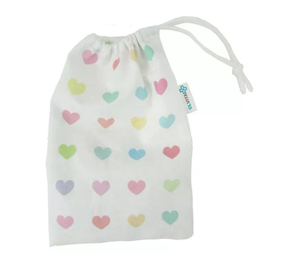 Funda de tela para Mascarilla estampado Corazones