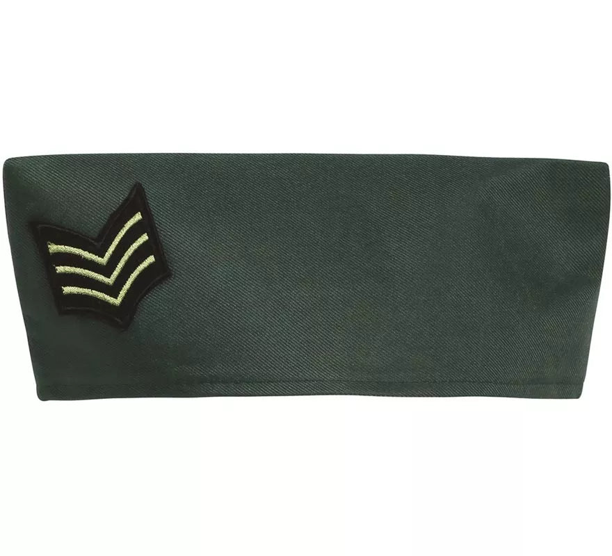 Translation missing: pt-PT.Gorro Militar de color verde con insignia