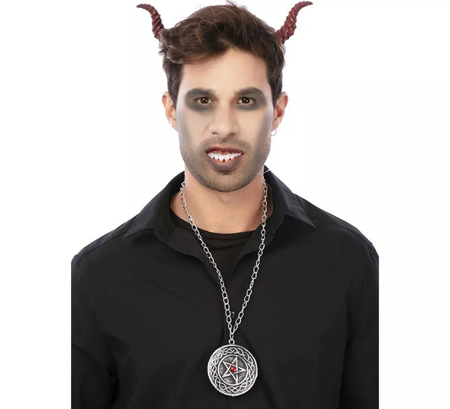Kit de Demonio adulto: Cuernos, dentadura y medallón de 7,5 cm