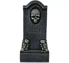 Kaley Thomas tombstone 34x60 cm