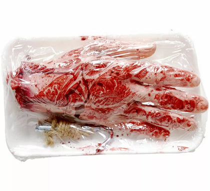 Mano Mutilada Sangrienta en Bandeja
