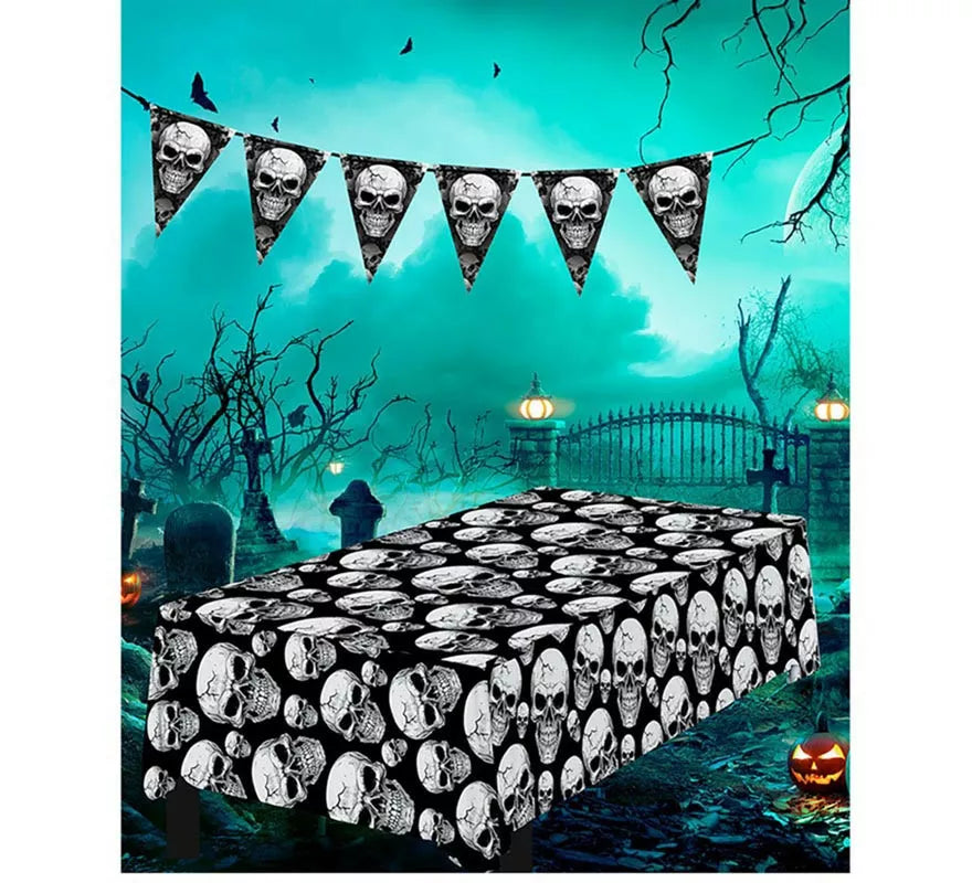 Mantel de Calaveras Temibles de 137x274 cm