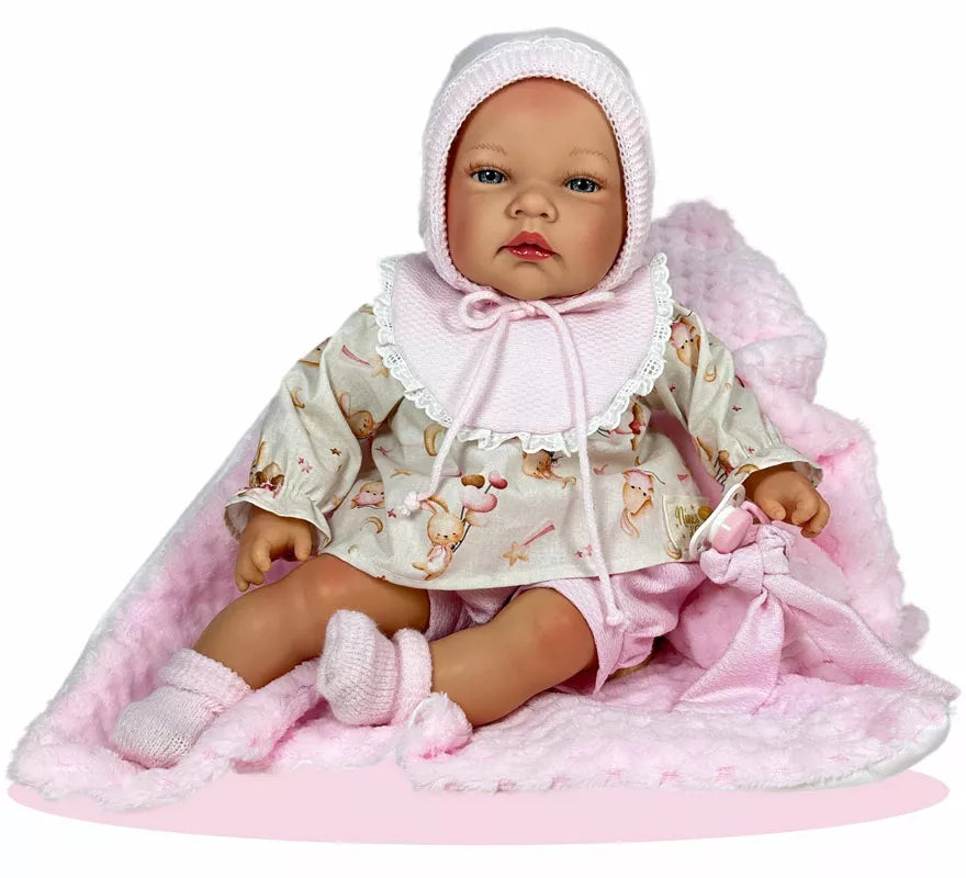 Translation missing: en.Muñeca Celia con Manta y Conjunto rosa de 45 cm