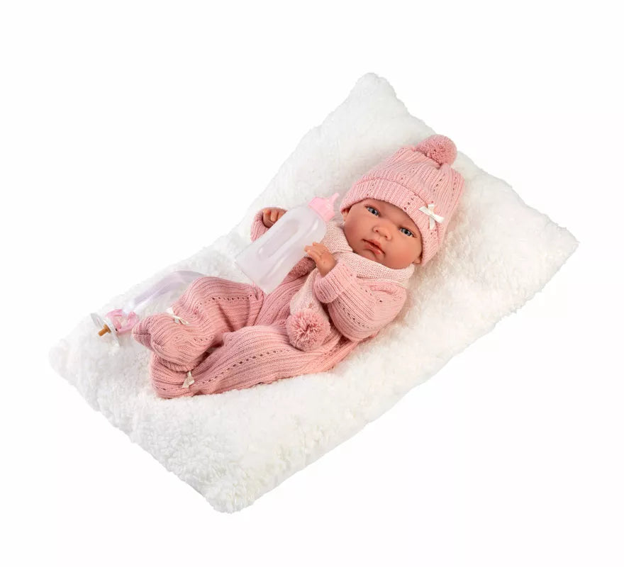 Translation missing: en.Muñeca Nica Recién Nacida de 40 cm con Cojín y Conjunto