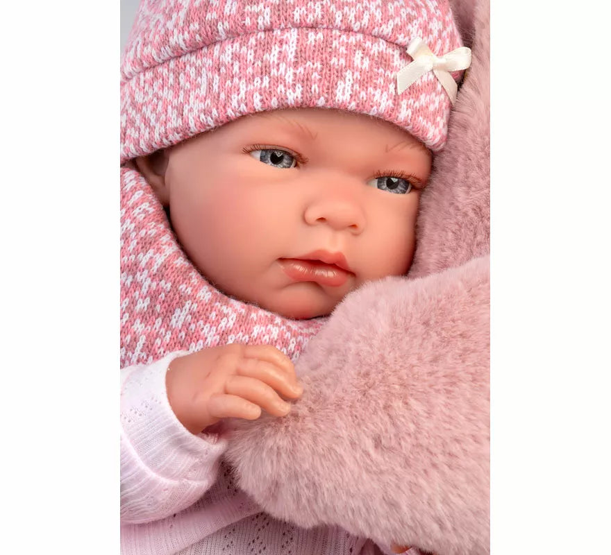 Translation missing: en.Muñeca Nica Recién Nacida de 40 cm con Saquito