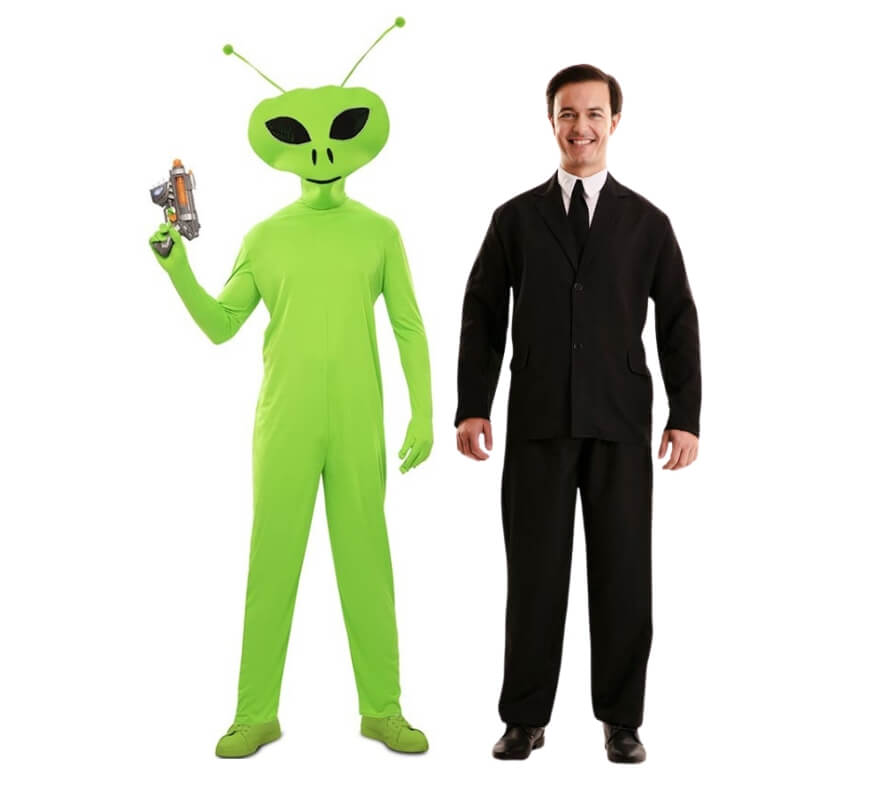 Translation missing: en.Pareja hombre de negro y alien
