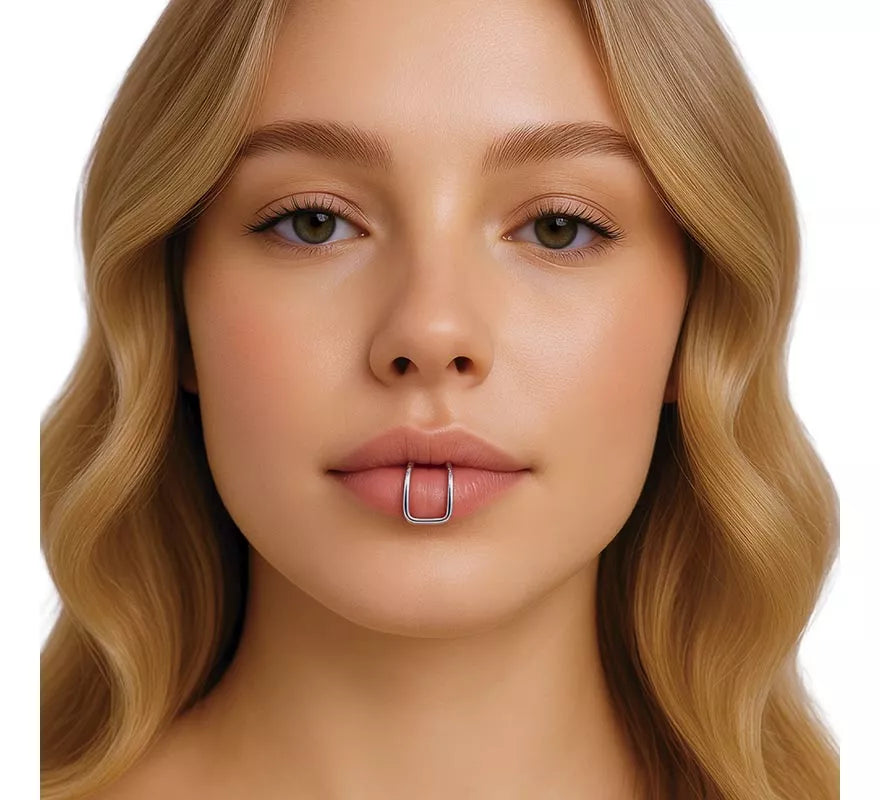 Translation missing: en.Piercing Doble Labio Falso