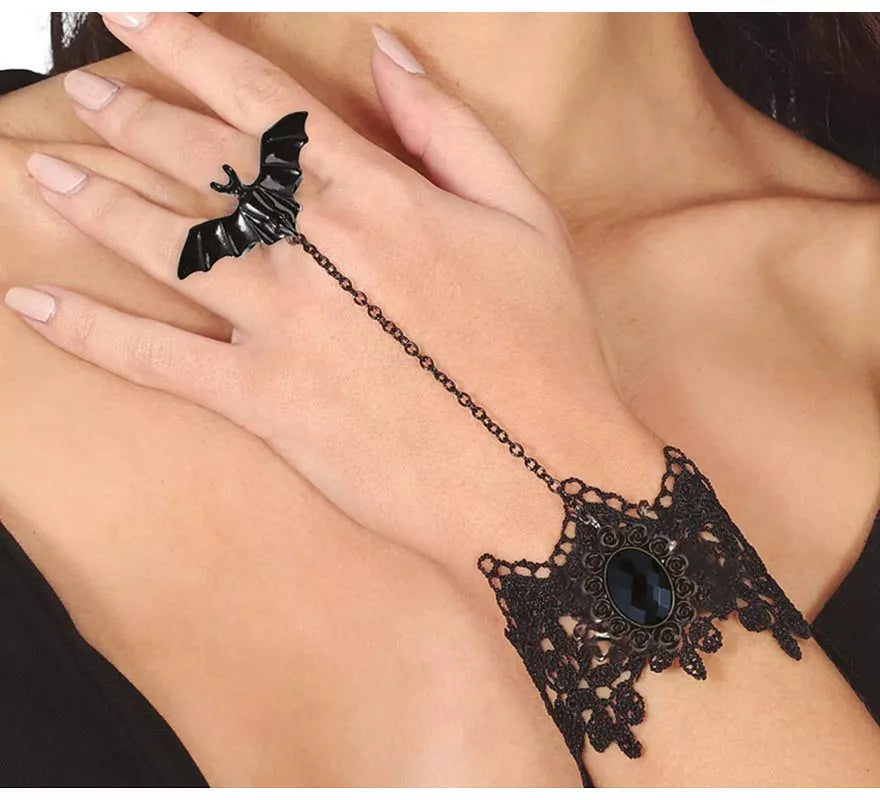 Pulsera Bordada y Anillo Murciélago