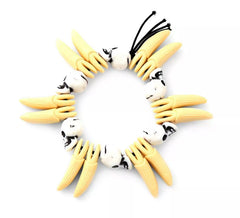 Pulseira de homem das cavernas com presas falsas