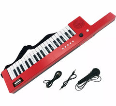 Teclado eletrônico de 37 teclas com microfone e alça de ombro.