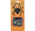 Telaraña negra con Arañas