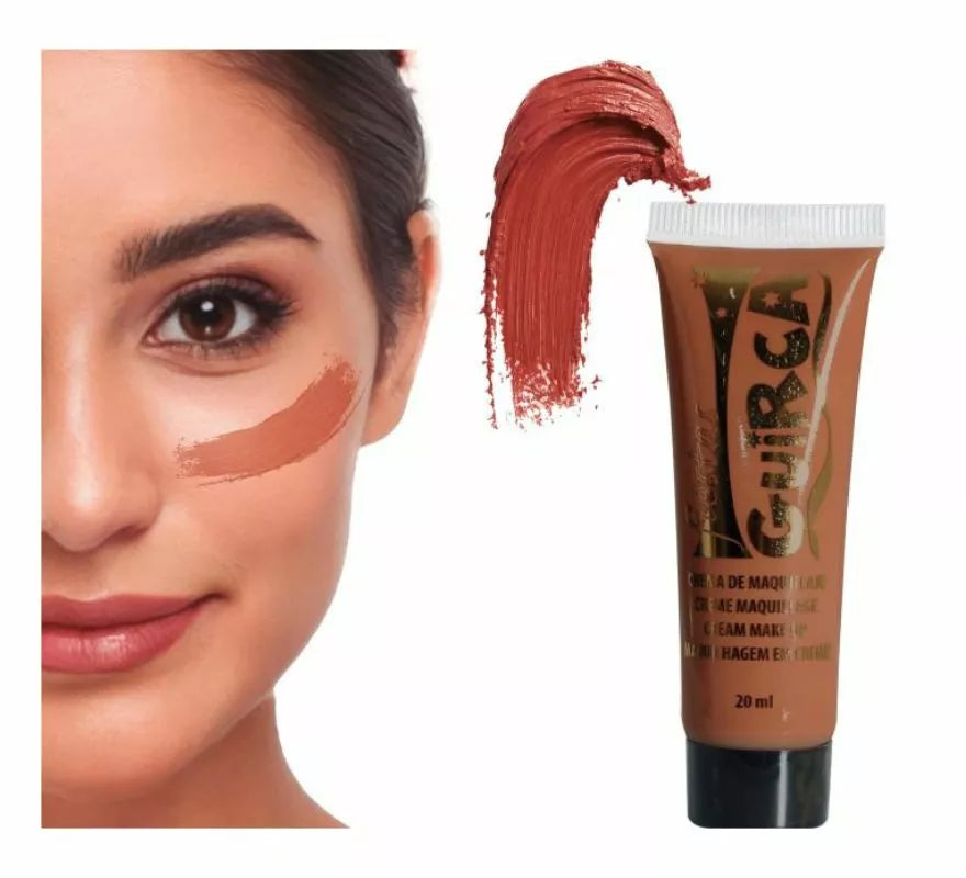 Tubo de 20 ml. de maquillaje en Crema en varios colores.